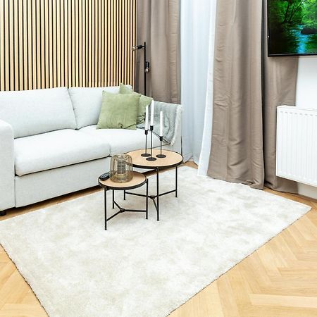 דירות וינה Charming Retreat Walking Distance From Town Centre מראה חיצוני תמונה