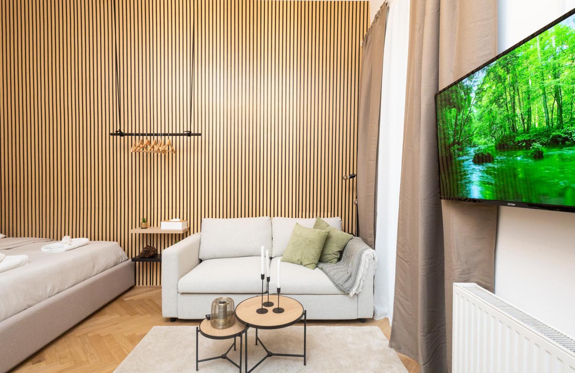 דירות וינה Charming Retreat Walking Distance From Town Centre מראה חיצוני תמונה