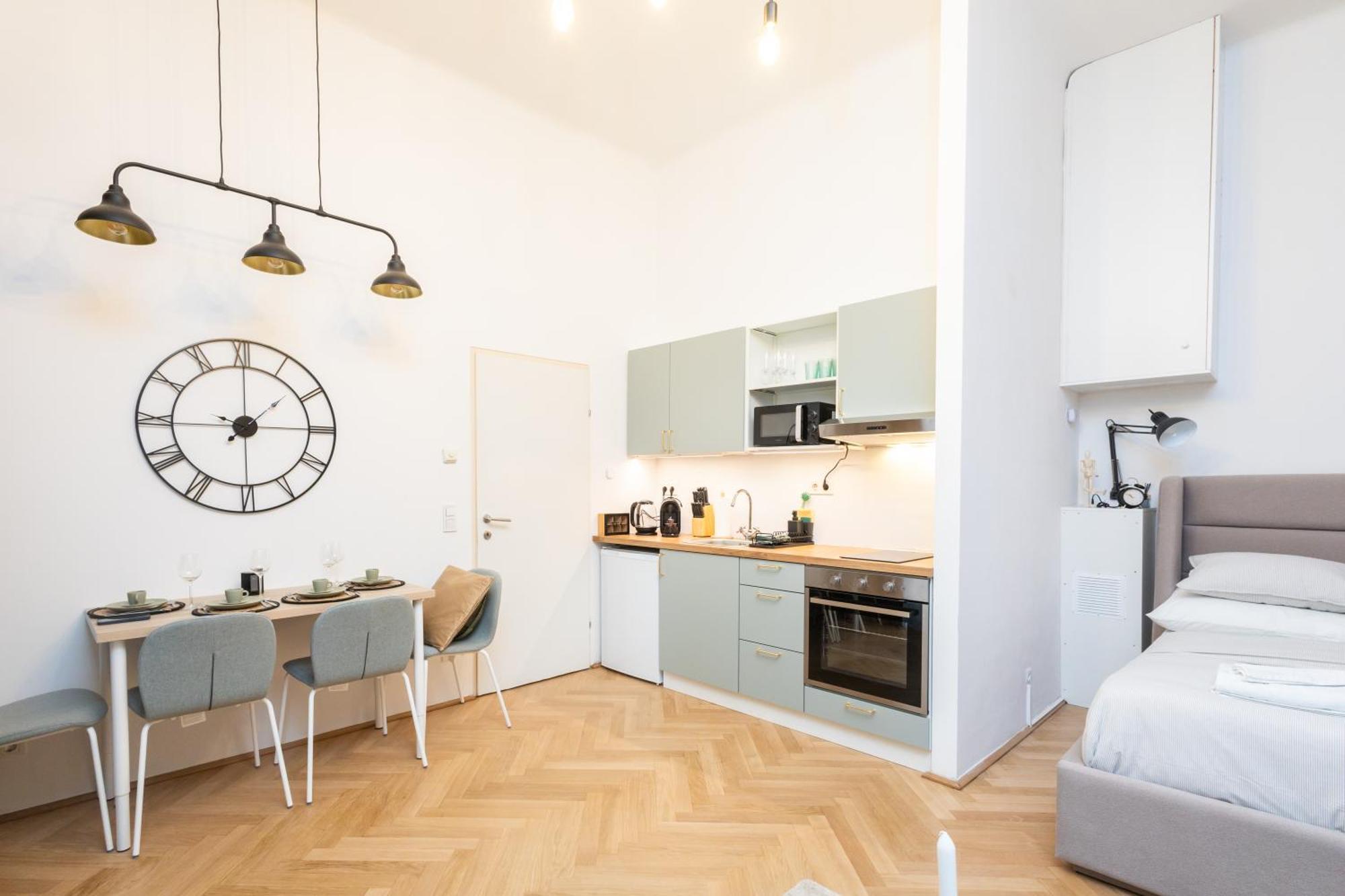 דירות וינה Charming Retreat Walking Distance From Town Centre מראה חיצוני תמונה